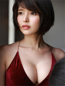 《乳丰臀肥在线》
