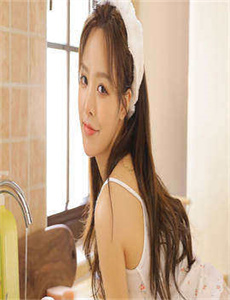 《小SAO货叫大声点妓女》