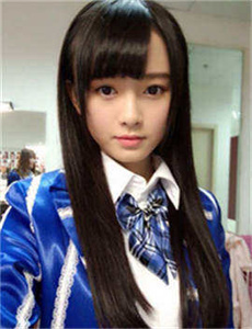 《水川菜菜子》