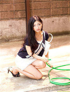 《午夜妇女AAAA区片》