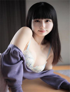《交换工作：漂亮的女性员工》