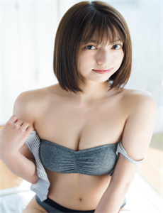 《强行扒开女同桌腿玩弄的视频》